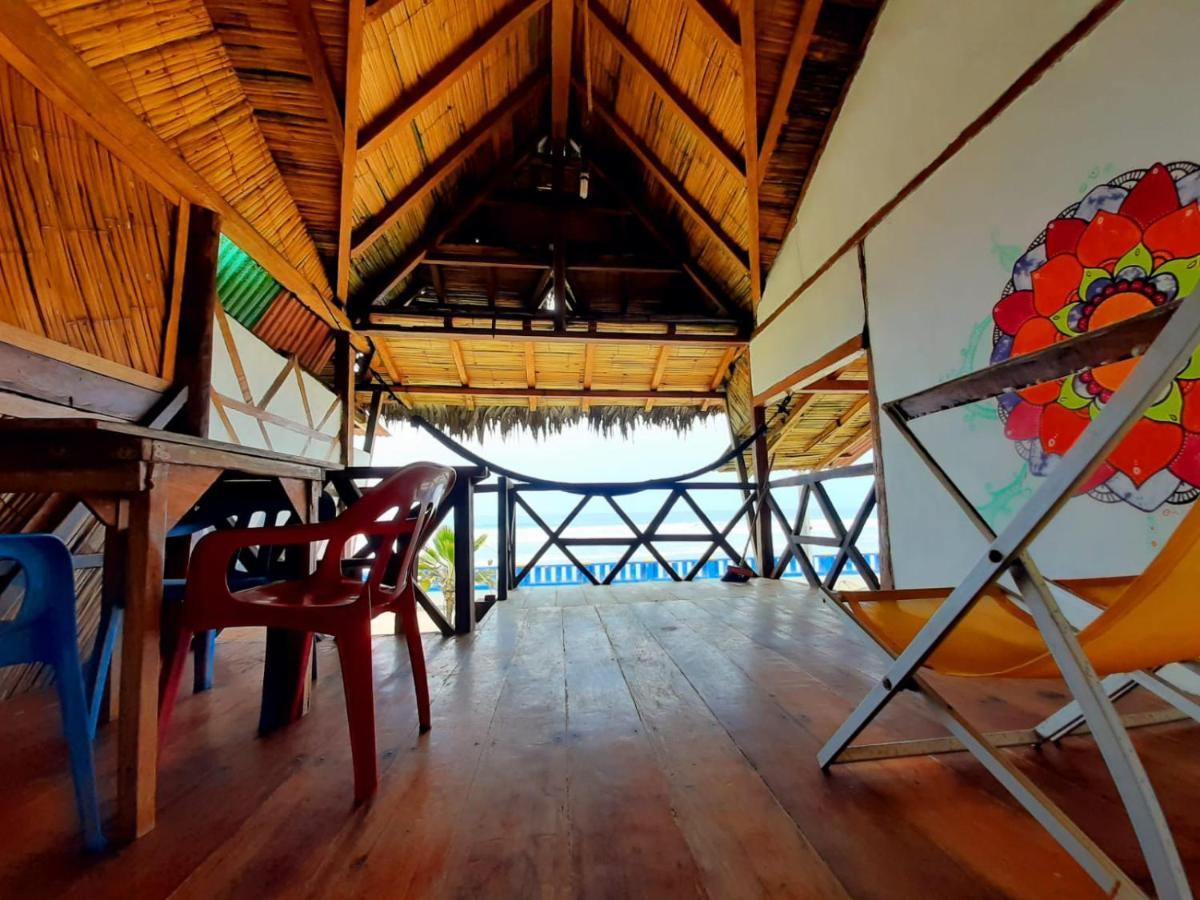 Hostal Mirada Al Mar Las Tunas Bagian luar foto