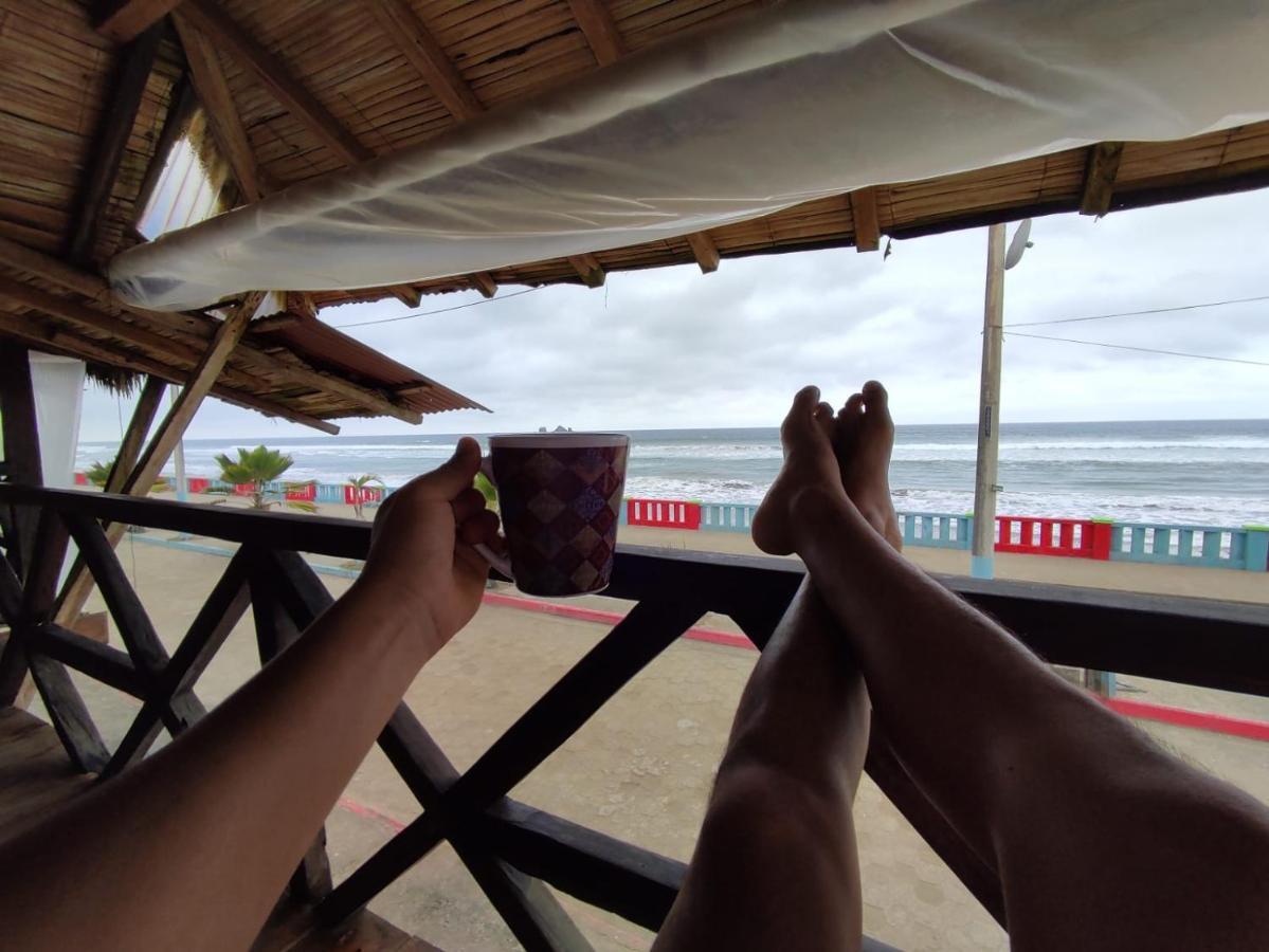 Hostal Mirada Al Mar Las Tunas Bagian luar foto